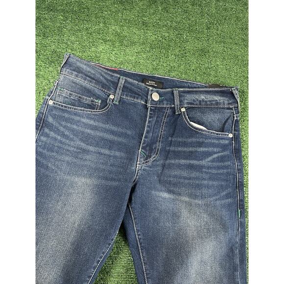 True Religion Ricky Relaxed Straight Jeans Men Size 31x34 - Picture 2 of 11